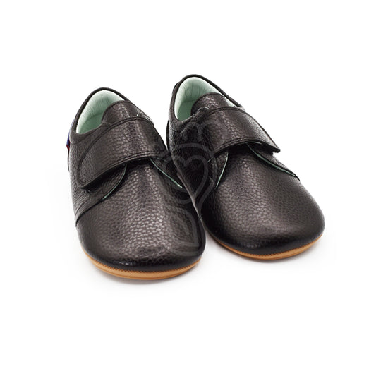 Poco Nido - Mighty Shoes Black - Zapato Colegial Barefoot - Negro