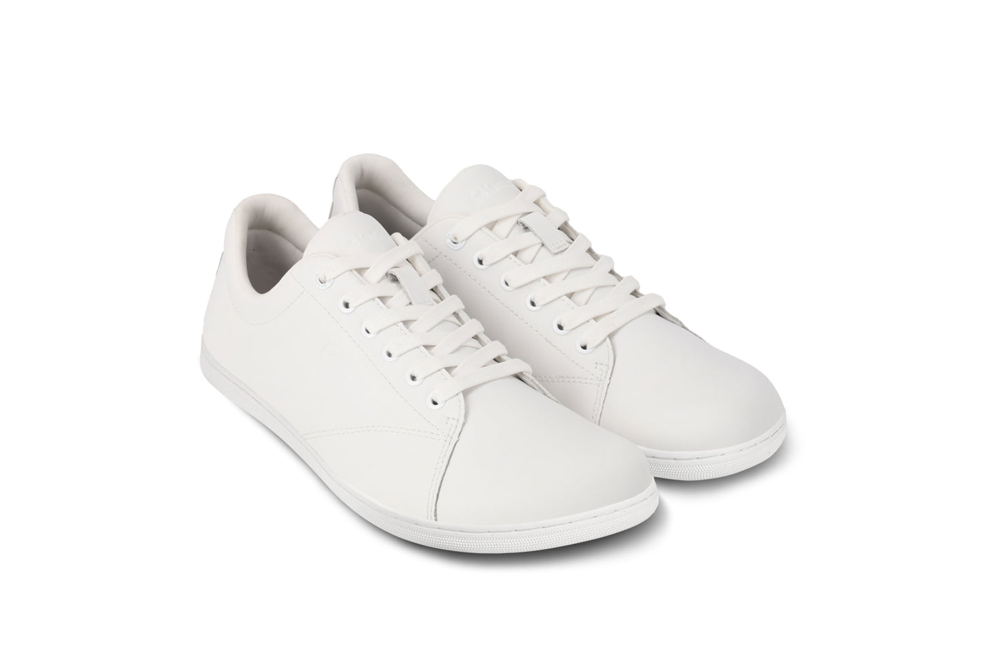 Be Lenka - Core All White - Deportivas barefoot