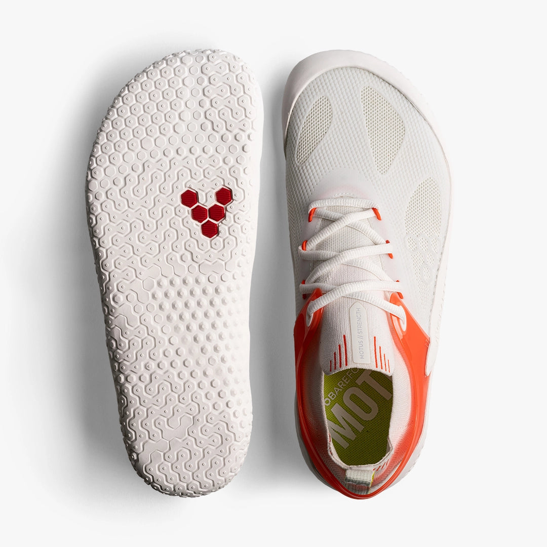 VIVOBAREFOOT - Motus Strength White Scarlett Ibis - Deportivas minimalistas para entrenamiento de alto nivel / fuerza